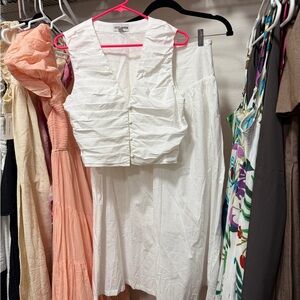 Steve Madden Classic White Top